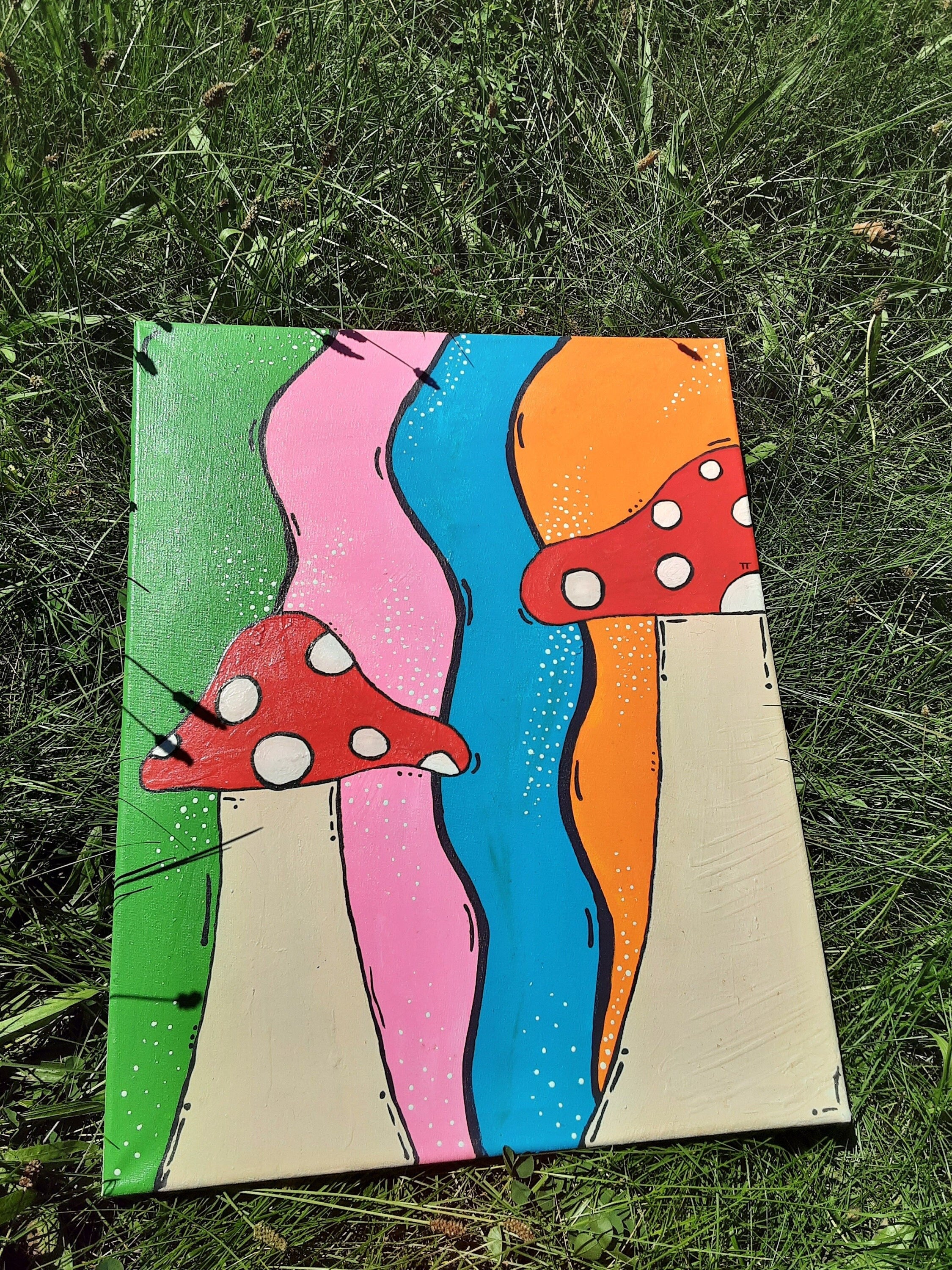 Randomized Simply Vibrant Mushrooms